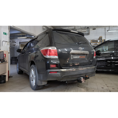 Фаркоп Лидер Плюс на TOYOTA Highlander 2010–2013 Арт. T119-FC