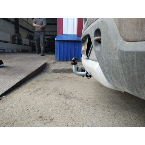 Фаркоп АвтоСтандарт на Renault Sandero Stepway 2009-2014 Арт. R104A