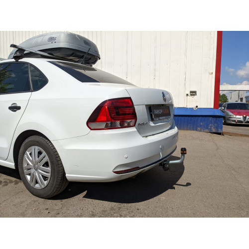Фаркоп Motodor на Volkswagen Polo 2010–2020 Арт. 92702 (Оцинкованный шар)