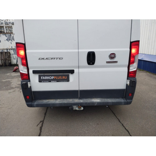 Фаркоп Лидер Плюс на FIAT Ducato 2006–  Арт. P107-F (кузов 250, L1,L2,L3) (от центра заднего колеса до края заднего бампера 1015мм)
