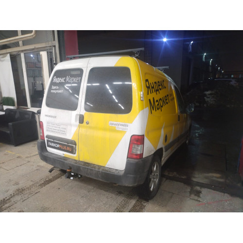 Фаркоп BOSAL (ORIS) на CITROEN Berlingo 1996–2008  Арт. 2527-A 